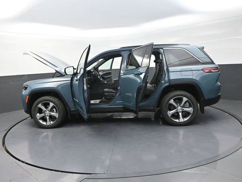 New 2026 Jeep Grand Cherokee Limited image 32