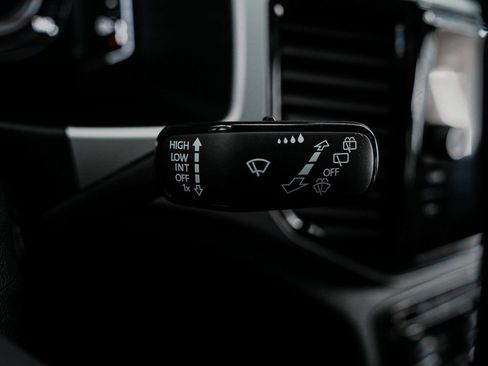 Used 2023 Volkswagen Atlas Cross Sport SEL image 24