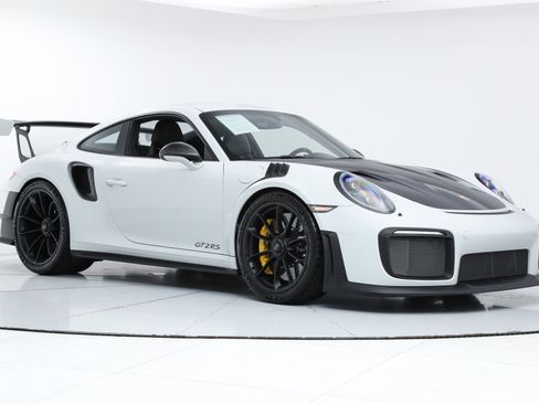 Used 2018 Porsche 911 GT2 RS image 10