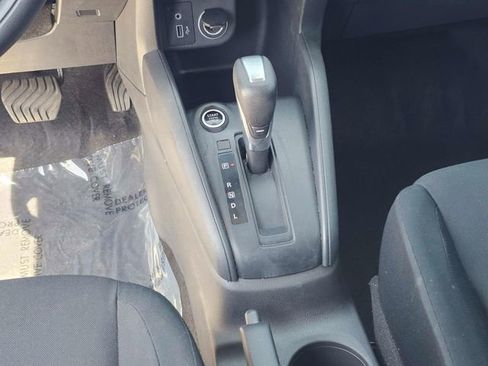 Used 2024 Nissan Kicks S image 21