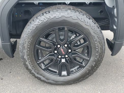 New 2026 GMC Sierra 1500 Elevation AWD/4WD image 5