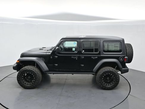 Used 2025 Jeep Wrangler Unlimited Sport AWD/4WD image 57