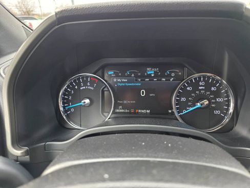 Used 2018 Ford Expedition Max XLT image 17