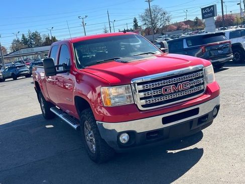 Used 2011 GMC Sierra 2500 SLE w/ SLE Preferred Package image 5