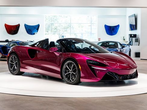 New 2026 McLaren Artura Spider RWD image 8
