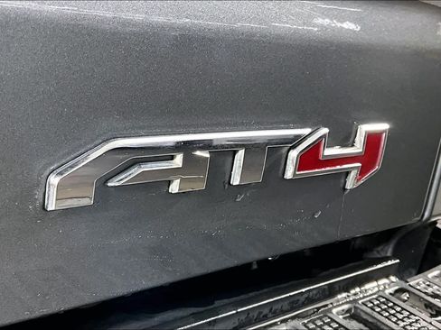 Used 2020 GMC Sierra 1500 AT4 w/ Technology Package AWD/4WD image 10
