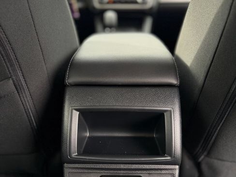Used 2019 Subaru Outback 2.5i Premium AWD/4WD image 25