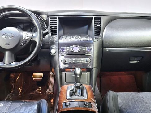 Used 2011 INFINITI FX35 2WD w/ Premium Pkg image 11
