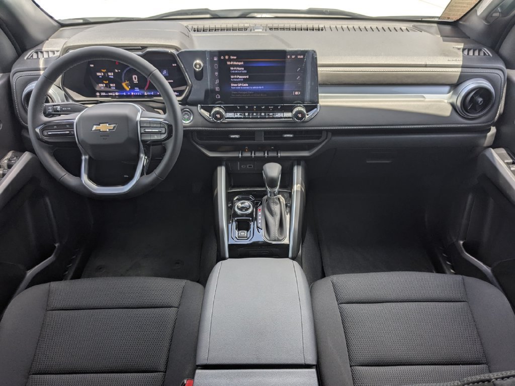 Used 2026 Chevrolet Colorado LT AWD/4WD image 15