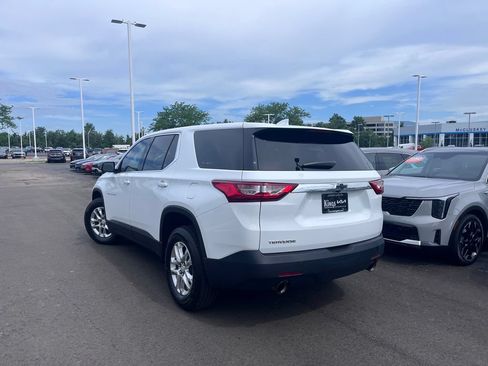 Used 2020 Chevrolet Traverse LS FWD image 5