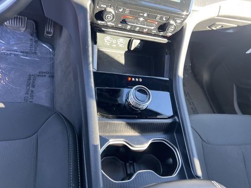 Used 2025 Jeep Grand Cherokee L Laredo w/ Luxury Tech Group I image 19