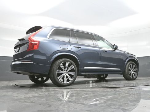 Used 2024 Volvo XC90 B6 Plus w/ Protection Package image 23