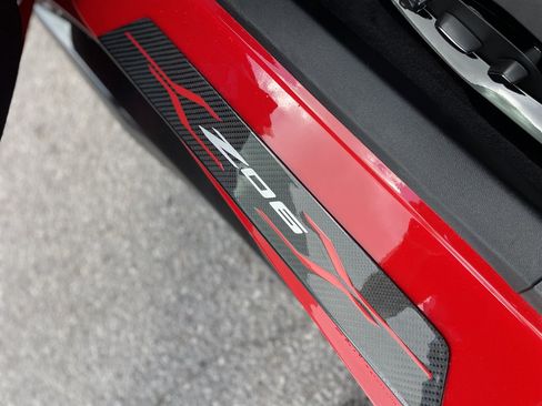 Used 2024 Chevrolet Corvette Z06 w/ Z07 Performance Package RWD image 32
