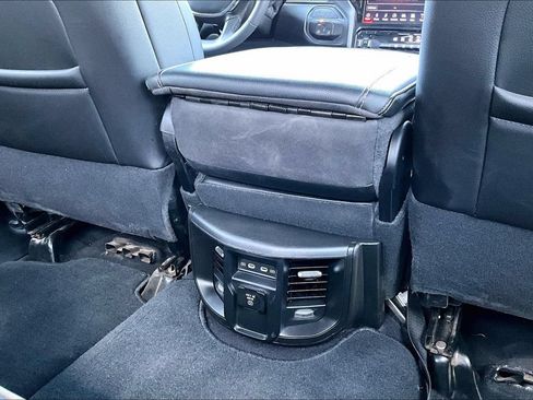 Certified 2026 RAM 2500 Laramie AWD/4WD image 20
