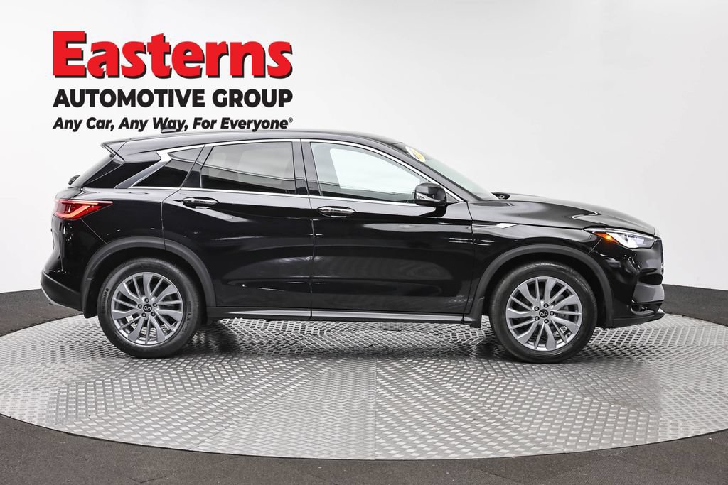 Used 2023 INFINITI QX50 Pure AWD/4WD image 5