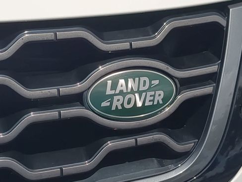 Used 2023 Land Rover Range Rover Evoque R-Dynamic S AWD/4WD image 11
