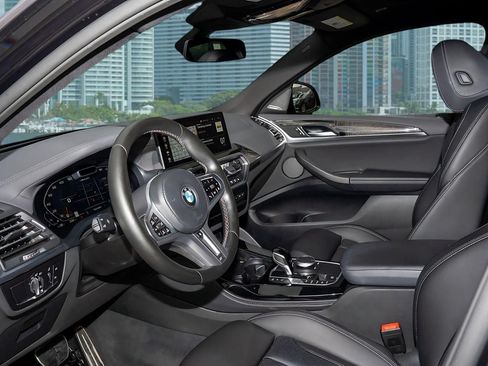 Used 2024 BMW X4 M40i AWD/4WD image 16