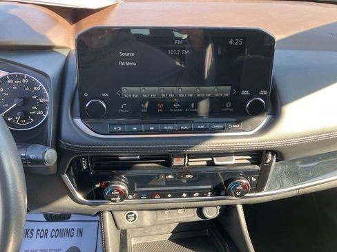Used 2023 Nissan Rogue SL w/ SL Premium Package AWD/4WD image 18