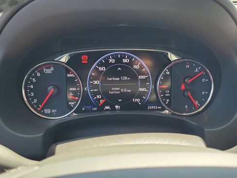 Used 2024 GMC Terrain Denali w/ Black Diamond Edition AWD/4WD image 12