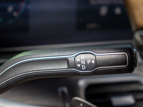 Used 2022 Mercedes-Benz GLS 450 4MATIC image 29