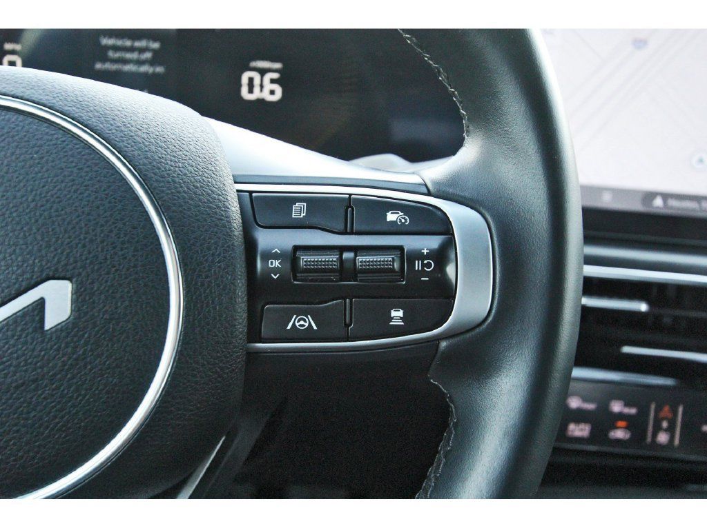 Used 2025 Kia K5 GT-Line w/ GT-Line Premium Package FWD image 19