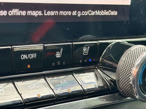 Used 2025 Chevrolet Colorado Z71 w/ Technology Package image 20