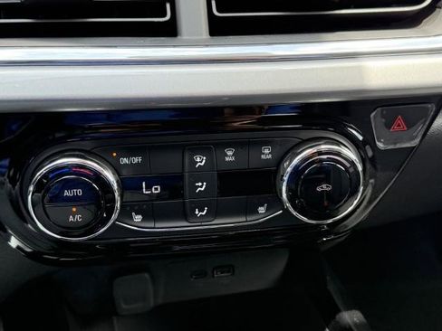 New 2026 Chevrolet Trax LT w/ Driver Confidence Package FWD image 24