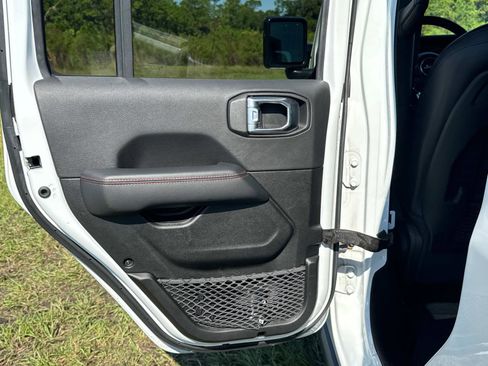 Used 2023 Jeep Gladiator Rubicon w/ LED Lighting Group image 13