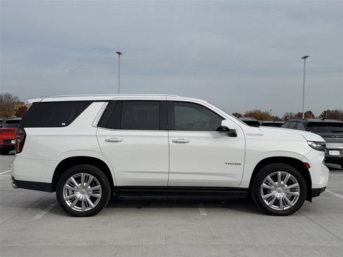 Certified 2023 Chevrolet Tahoe High Country image 3