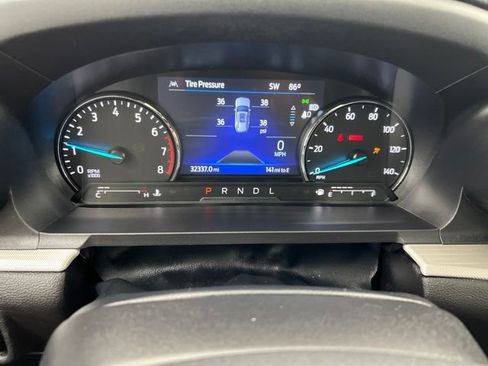 Used 2023 Ford Explorer XLT w/ Equipment Group 202A AWD/4WD image 17
