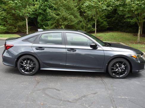 New 2026 Honda Civic FWD Hybrid Sedan image 9
