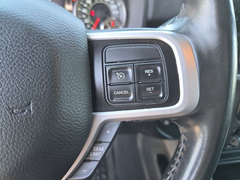 Used 2021 RAM 2500 Big Horn w/ Level 2 Equipment Group AWD/4WD image 23