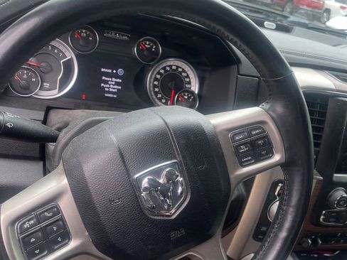 Used 2017 RAM 1500 Laramie w/ Convenience Group AWD/4WD image 13
