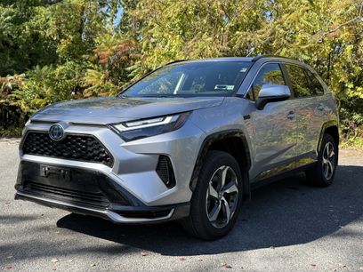Used 2024 Toyota RAV4 SE