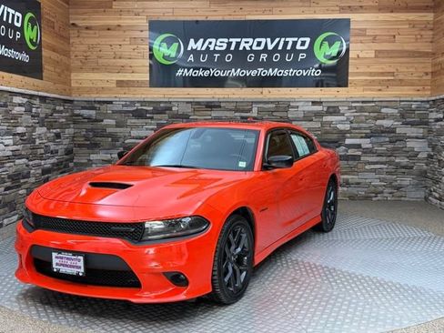 Used 2022 Dodge Charger R/T w/ Plus Group RWD image 5