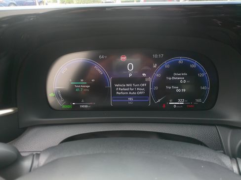 Used 2026 Toyota Crown XLE image 22