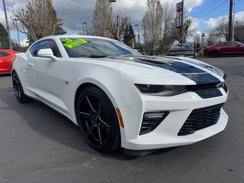 Used 2018 Chevrolet Camaro SS image 6