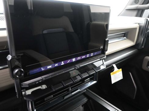 New 2026 GMC Hummer EV 4x4 Crew Cab image 14