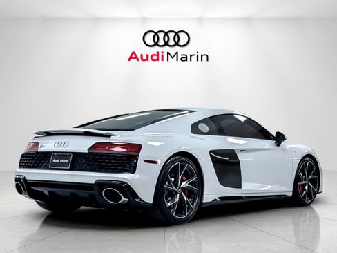 Used 2021 Audi R8 V10 RWD image 5