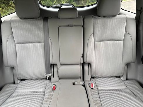 Used 2018 Toyota Highlander Plus AWD/4WD image 23