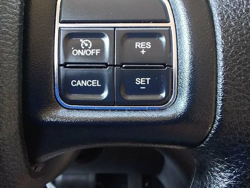 Used 2020 Dodge Journey SE FWD image 15