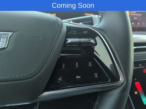 Used 2025 Cadillac Escalade V w/ LPO, ONYX Package image 27