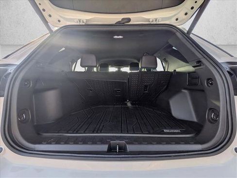 Used 2024 Chevrolet Equinox RS w/ RS Leather Package image 7