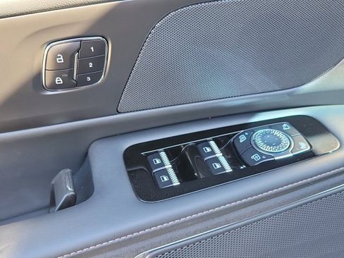 Certified 2024 Lincoln Nautilus Premier w/ Jet Appearance Package image 22