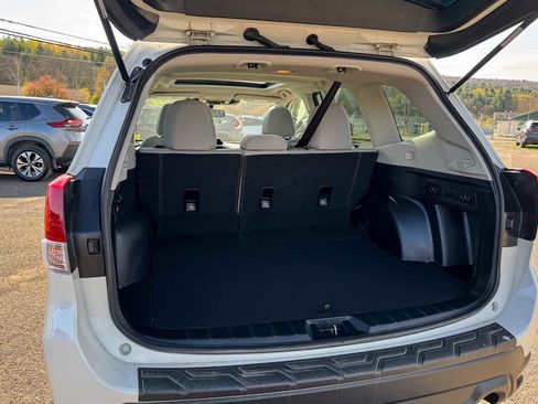 Certified 2023 Subaru Forester Premium AWD/4WD image 13