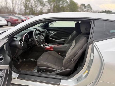 Used 2019 Chevrolet Camaro LT RWD image 12
