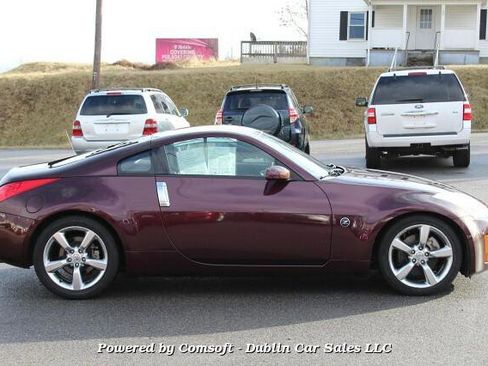 Used 2006 Nissan 350Z Enthusiast w/ (N93) Cargo Convenience Pkg image 4