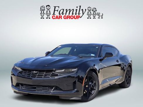 Used 2020 Chevrolet Camaro LT RWD image 1