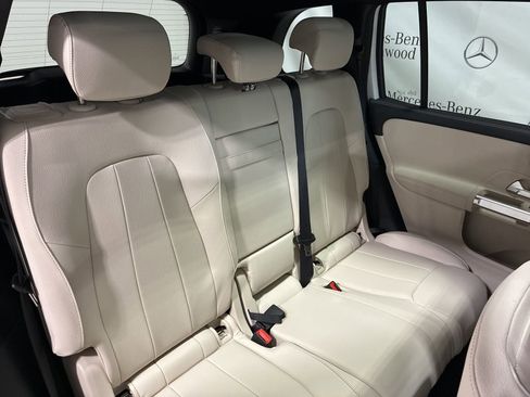 New 2026 Mercedes-Benz GLB 250 4MATIC image 15
