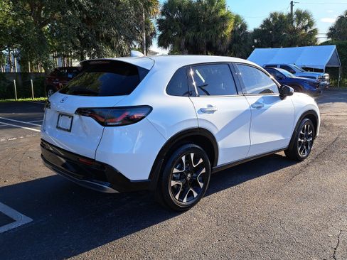 New 2026 Honda HR-V EX-L image 6